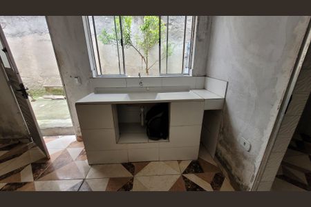 Casa para alugar com 1 quarto, 24m² em Jardim Miray, Itaquaquecetuba