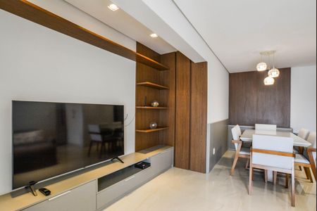 Apartamento à venda com 77m², 2 quartos e 2 vagasSala