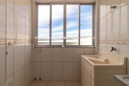 Área de Serviço  de apartamento para alugar com 1 quarto, 40m² em Jardim Itu, Porto Alegre