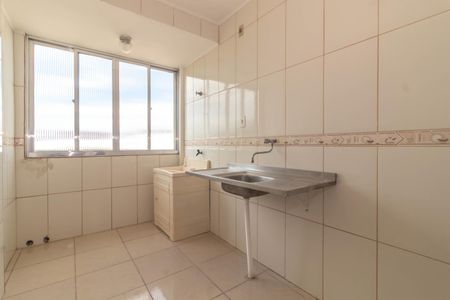 Cozinha  de apartamento para alugar com 1 quarto, 40m² em Jardim Itu, Porto Alegre