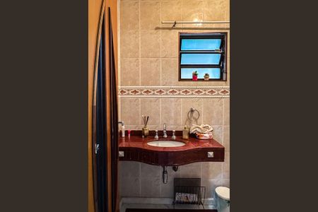 Casa à venda com 190m², 3 quartos e 4 vagasLavabo