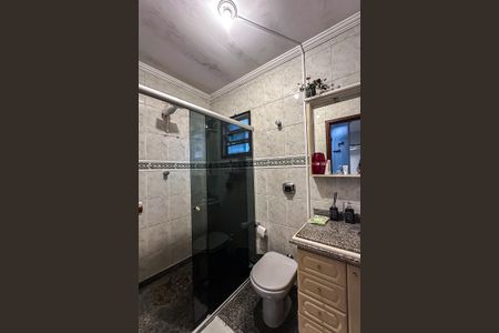 Casa à venda com 190m², 3 quartos e 4 vagasBanheiro