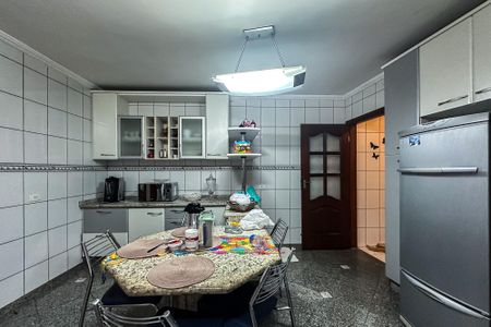 Casa à venda com 190m², 3 quartos e 4 vagasCozinha