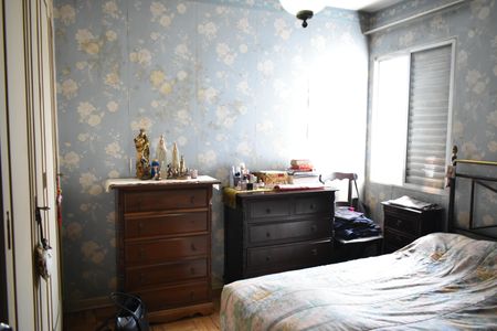 Casa à venda com 162m², 5 quartos e 2 vagasquarto 1