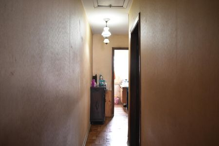 Casa à venda com 162m², 5 quartos e 2 vagasCorredor