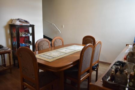 Casa à venda com 162m², 5 quartos e 2 vagasSala de Jantar