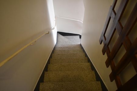 Casa à venda com 162m², 5 quartos e 2 vagasescadas