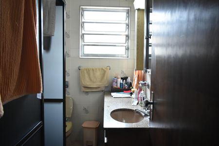 Casa à venda com 162m², 5 quartos e 2 vagasBanheiro Social