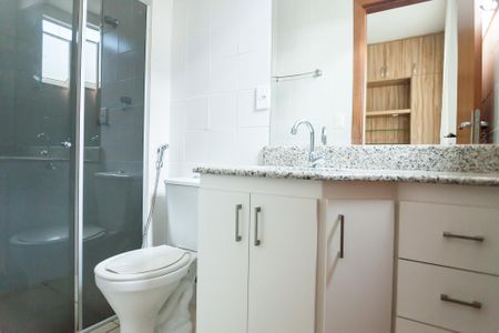 Apartamento à venda com 85m², 3 quartos e 2 vagasBanheiro da Suíte