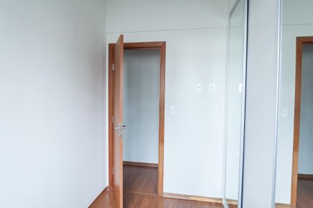 Apartamento à venda com 85m², 3 quartos e 2 vagasquarto 2