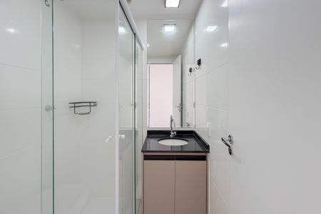 Banheiro de apartamento para alugar com 1 quarto, 28m² em Vila Dom Pedro I, São Paulo
