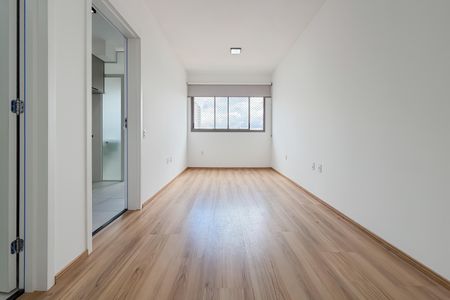 Apartamento para alugar com 28m², 1 quarto e 1 vagaSala e Quarto