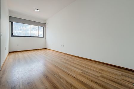 Apartamento para alugar com 28m², 1 quarto e 1 vagaSala e Quarto