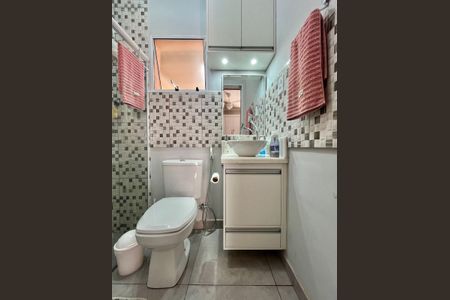 Casa à venda com 163m², 3 quartos e 2 vagasBanheiro