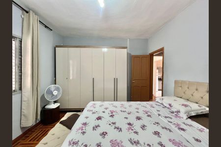 Casa à venda com 163m², 3 quartos e 2 vagasQuarto 2