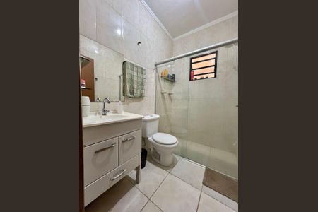 Casa à venda com 163m², 3 quartos e 2 vagasBanheiro