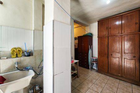 Casa de condomínio à venda com 60m², 2 quartos e 1 vaga Casa de condomínio à venda com 60m², 2 quartos e 1 vagaÁrea de Serviço