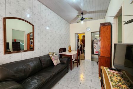 Casa de condomínio à venda com 60m², 2 quartos e 1 vaga Casa de condomínio à venda com 60m², 2 quartos e 1 vagaSala