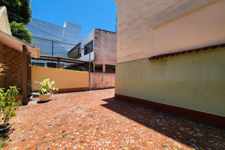 Casa de condomínio à venda com 60m², 2 quartos e 1 vaga Casa de condomínio à venda com 60m², 2 quartos e 1 vagaÁrea Comum