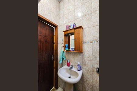 Casa de condomínio à venda com 60m², 2 quartos e 1 vaga Casa de condomínio à venda com 60m², 2 quartos e 1 vagaBanheiro