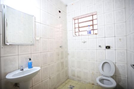 Casa para alugar com 120m², 2 quartos e 3 vagas Casa para alugar com 120m², 2 quartos e 3 vagasBanheiro 2