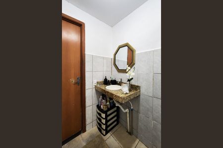 Apartamento à venda com 50m², 2 quartos e 1 vaga Apartamento à venda com 50m², 2 quartos e 1 vagaBanheiro