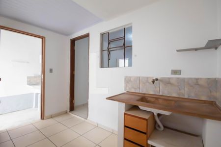 Casa à venda com 184m², 6 quartos e 1 vaga Casa à venda com 184m², 6 quartos e 1 vagaCozinha