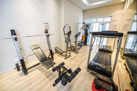 Apartamento para alugar com 76m², 2 quartos e 1 vaga Apartamento para alugar com 76m², 2 quartos e 1 vagaÁrea comum - Academia