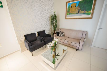 Apartamento para alugar com 76m², 2 quartos e 1 vaga Apartamento para alugar com 76m², 2 quartos e 1 vagaHall de entrada