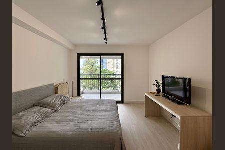 Quarto de kitnet/studio para alugar com 0 quarto, 26m² em Cidade Monções, São Paulo