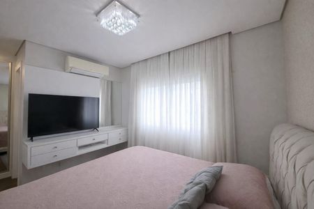 Apartamento à venda com 125m², 3 quartos e 2 vagasSuíte 1