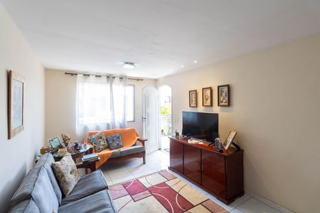 Casa de condomínio para alugar com 170m², 3 quartos e 1 vagaSala