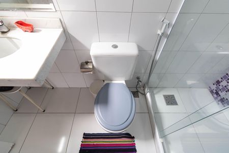 Casa de condomínio para alugar com 170m², 3 quartos e 1 vagaBanheiro 1