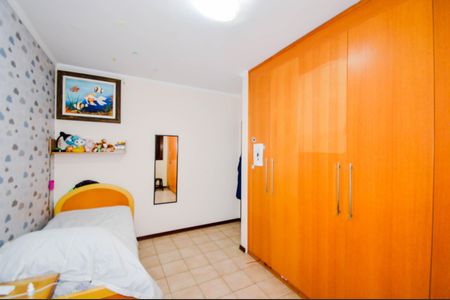 Casa à venda com 230m², 3 quartos e 4 vagasQuarto 2