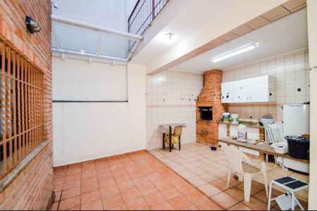 Casa à venda com 230m², 3 quartos e 4 vagasÁrea gourmet