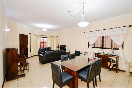 Sala de casa à venda com 3 quartos, 230m² em Jardim Munhoz, Guarulhos