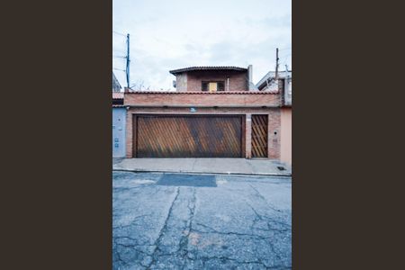 Casa à venda com 230m², 3 quartos e 4 vagasFachada