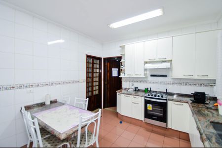 Casa à venda com 230m², 3 quartos e 4 vagasCozinha