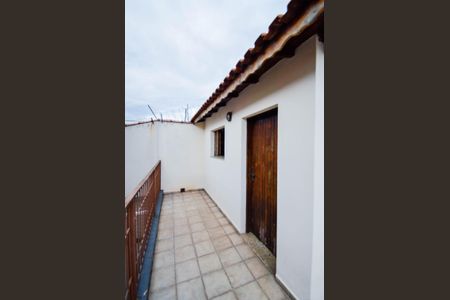 Casa à venda com 230m², 3 quartos e 4 vagasÁrea de Serviço