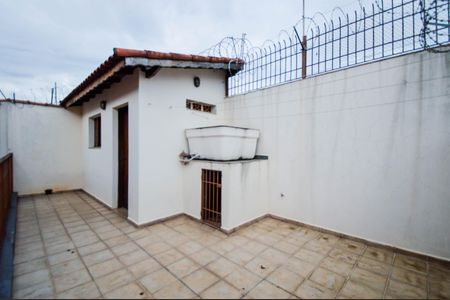 Casa à venda com 230m², 3 quartos e 4 vagasÁrea de Serviço