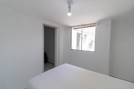 Quarto de apartamento à venda com 1 quarto, 40m² em Medianeira, Porto Alegre