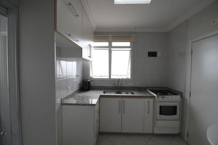 Apartamento à venda com 107m², 2 quartos e 2 vagasCozinha