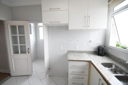 Apartamento à venda com 107m², 2 quartos e 2 vagasCozinha