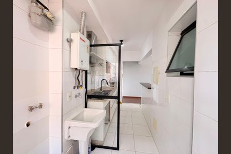 Apartamento para alugar com 77m², 3 quartos e 1 vagaÁrea de Serviço