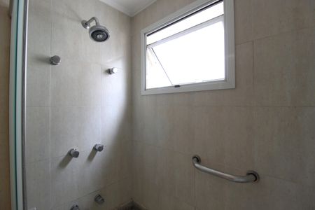 Apartamento à venda com 173m², 3 quartos e 2 vagasBanheiro da Suíte