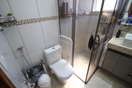 Apartamento à venda com 53m², 2 quartos e 2 vagasBanheiro