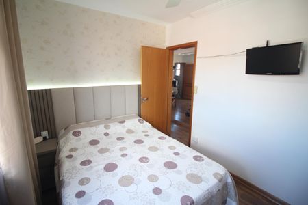 Apartamento à venda com 53m², 2 quartos e 2 vagasQuarto 1