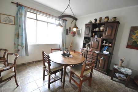 Apartamento para alugar com 93m², 2 quartos e 1 vagaSala