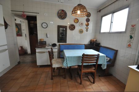 Apartamento para alugar com 93m², 2 quartos e 1 vagaCozinha