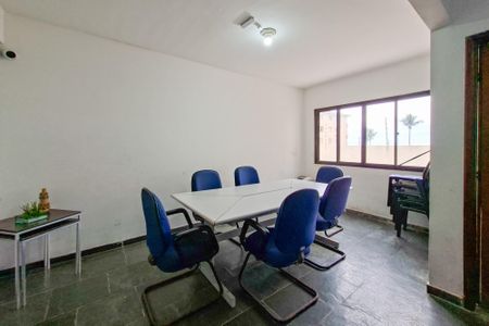 Apartamento para alugar com 52m², 1 quarto e 1 vagaSala de reunião 